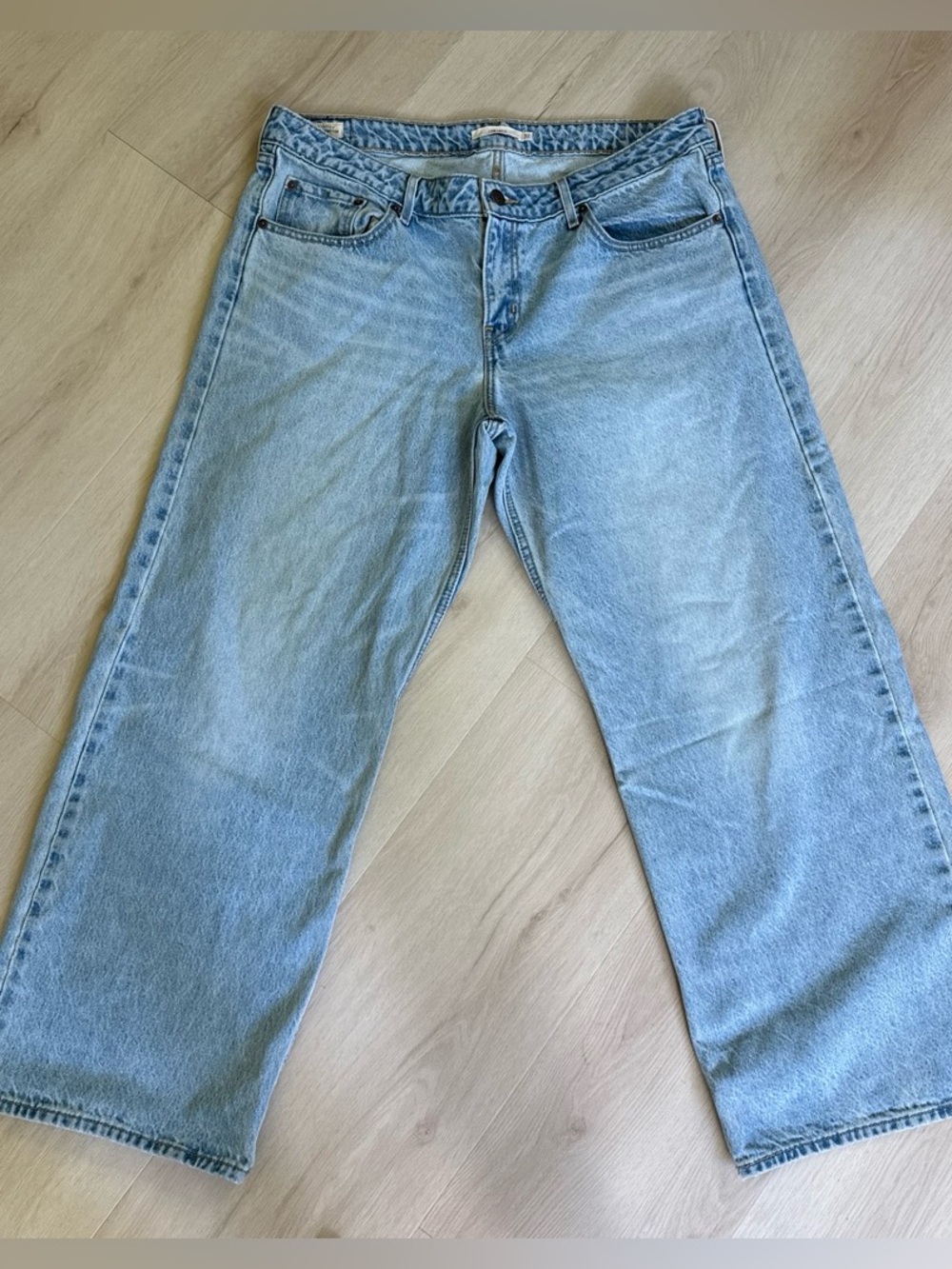 Levi’s Women’s Low Loose Light Wash Jeans